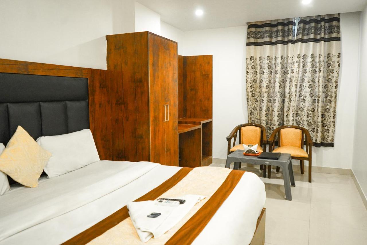 Hotel O Tez Plaza ニューデリー エクステリア 写真