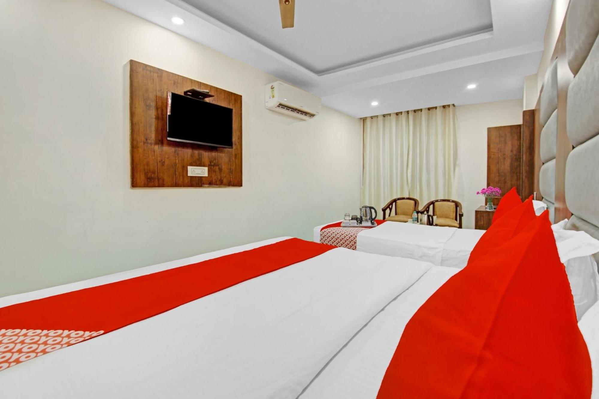 Hotel O Tez Plaza ニューデリー エクステリア 写真
